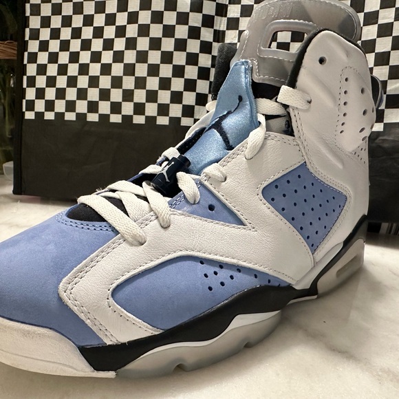 Jordan 6 Retro Mid UNC Home size 8 GOAT CERTIFIED - Picture 12 of 14
